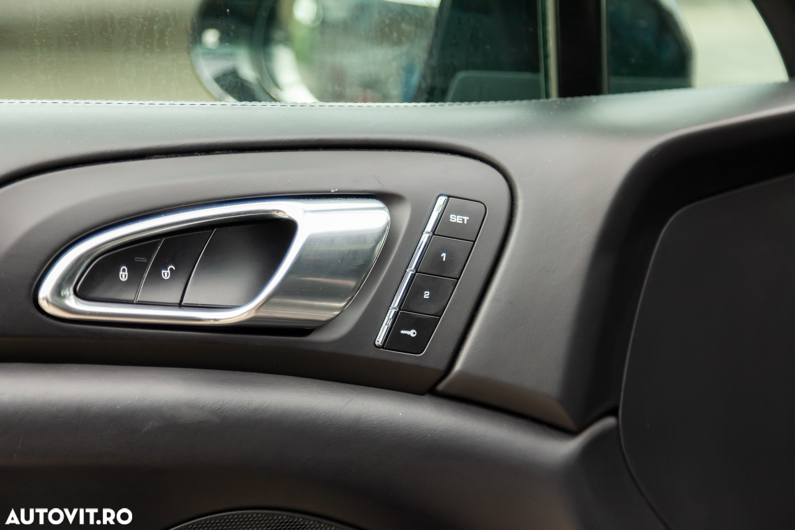 Porsche Cayenne Diesel Platinum Edition - 11