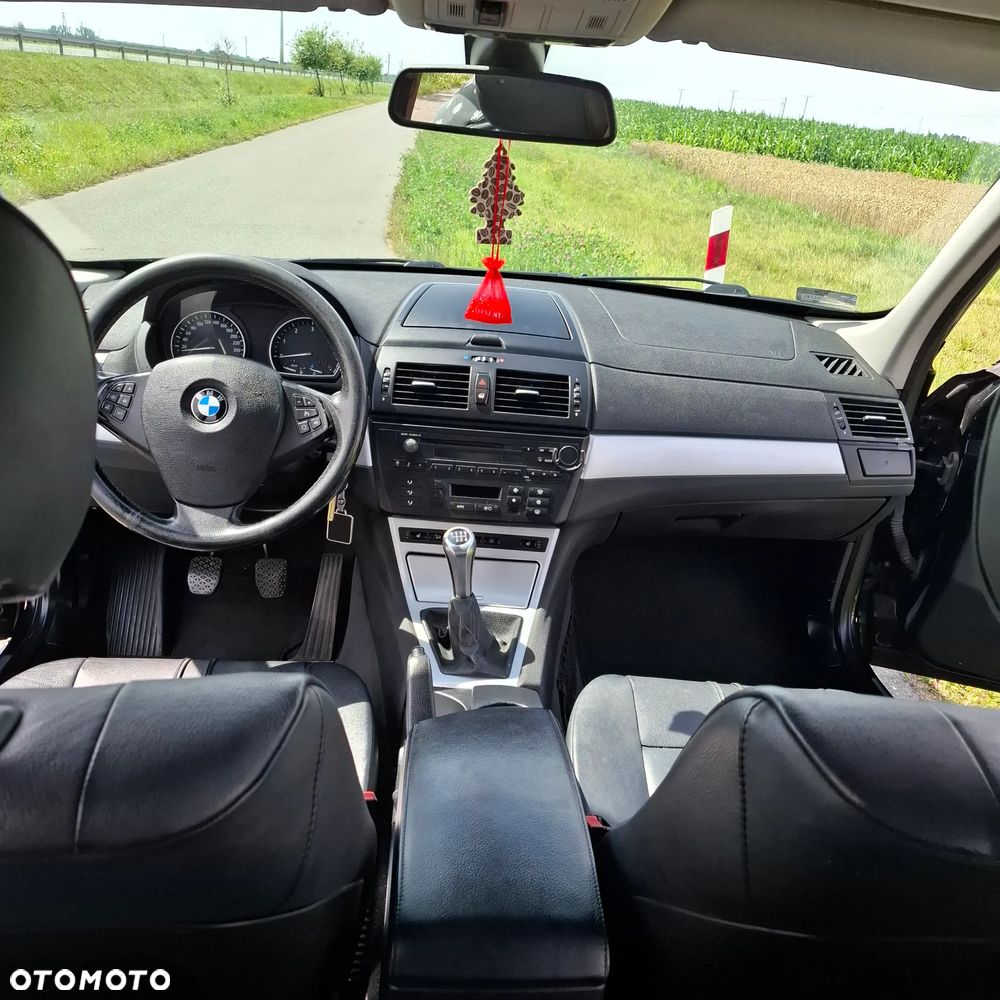 BMW X3 2.0d - 8