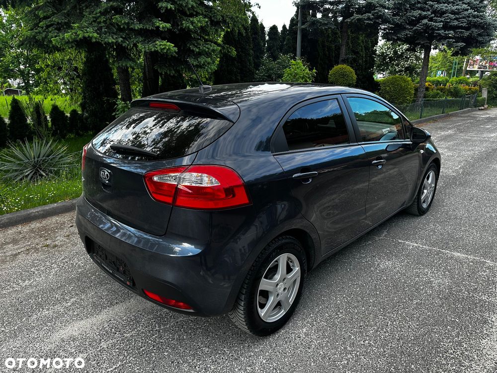 Kia Rio 1.2 Dream Team Edition - 5