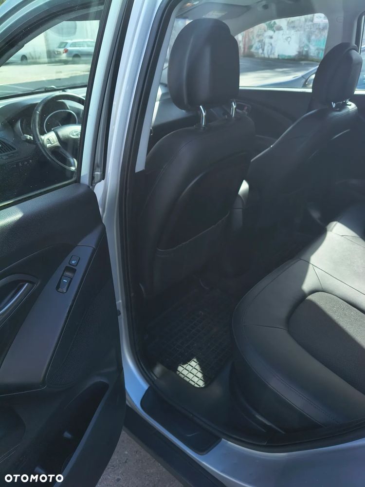 Hyundai ix35 2.0 4WD Trend - 11