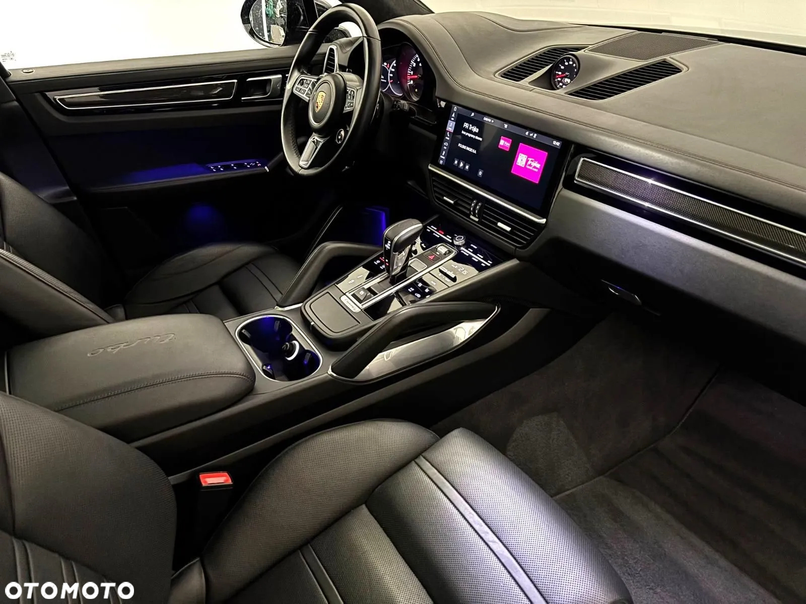 Porsche Cayenne Turbo - 10