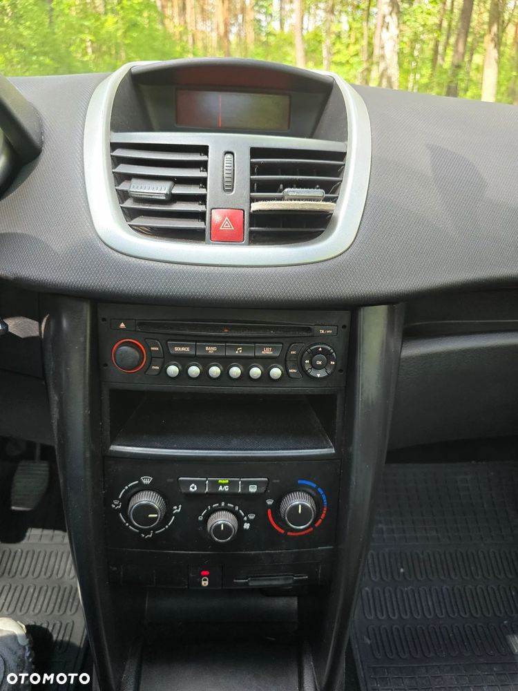 Peugeot 207 90 HDi FAP (Blue Lion) Urban Move - 14