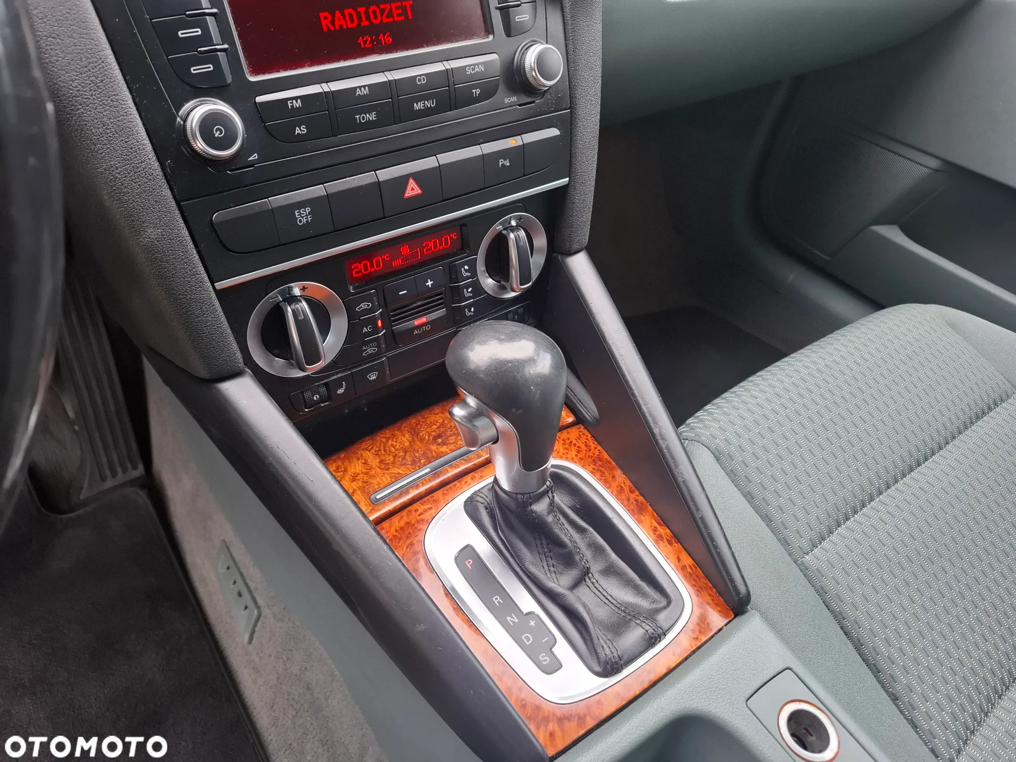 Audi A3 1.4 TFSI Sportback S tronic Attraction - 36
