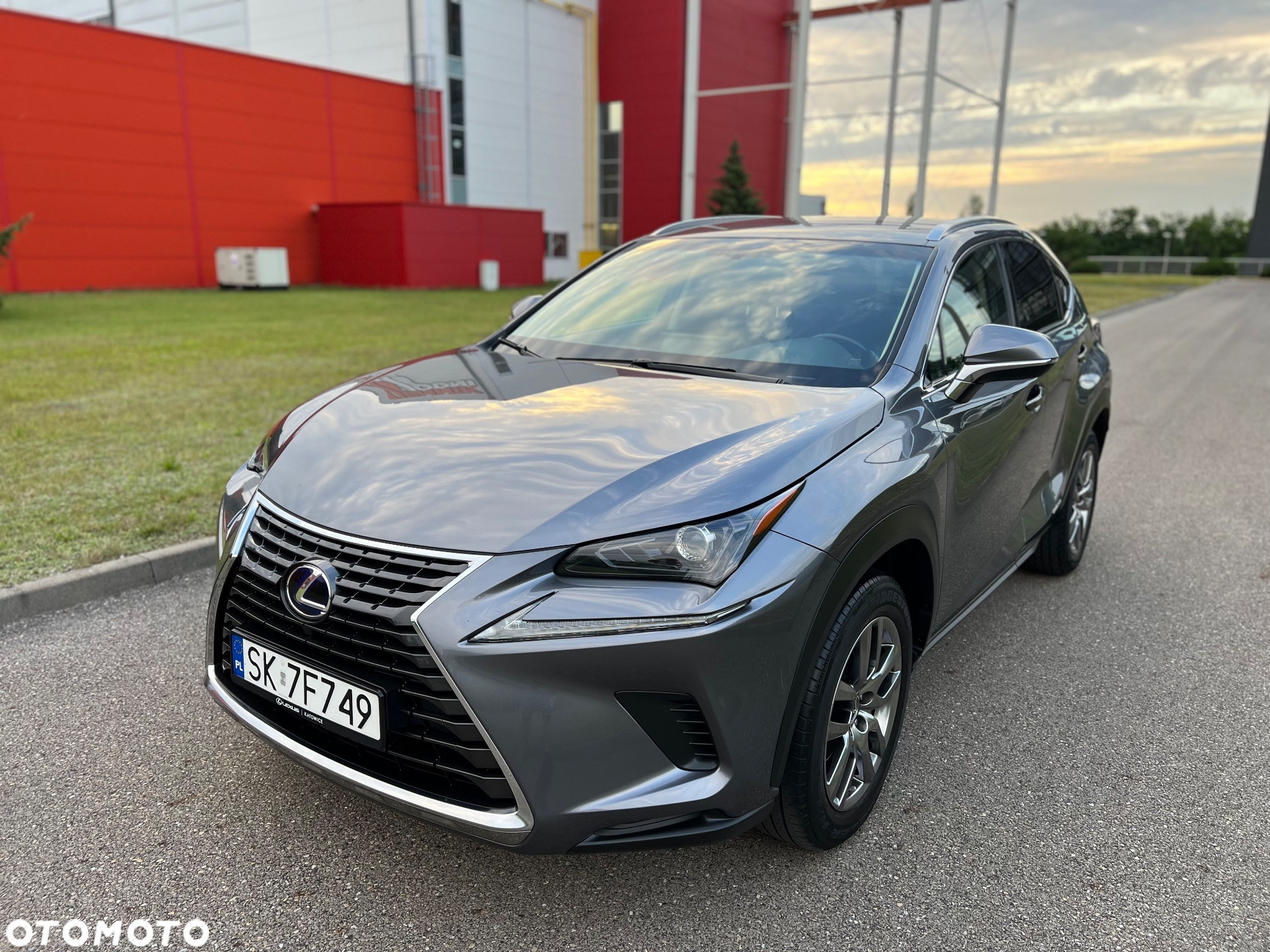 Lexus NX 300h Business Edition AWD - 4