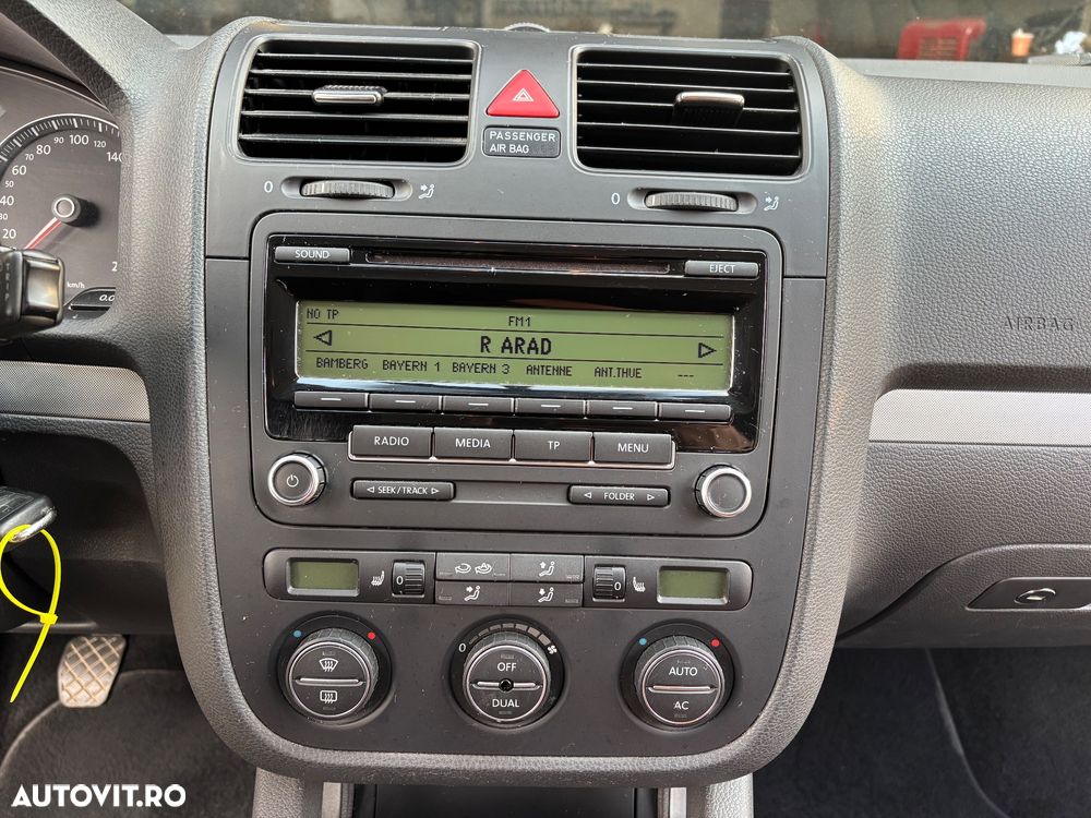 Volkswagen Golf 1.9 TDI Trendline - 12