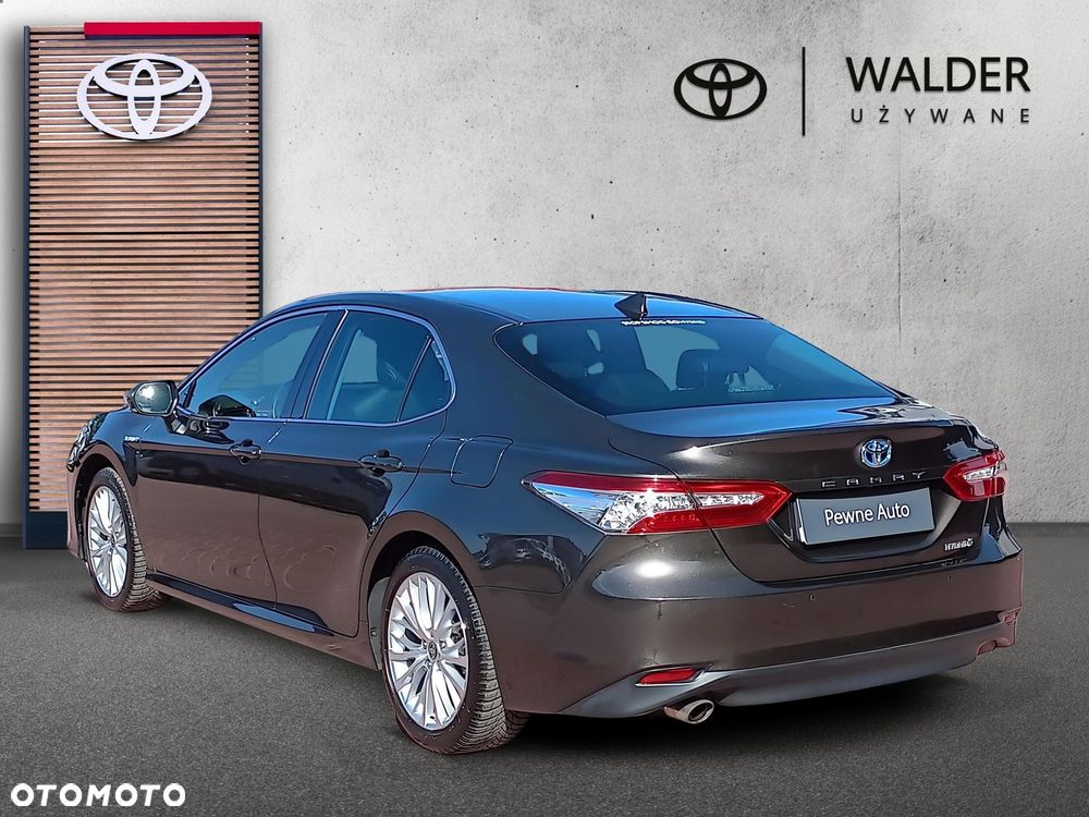 Toyota Camry 2.5 Hybrid Executive CVT - 7