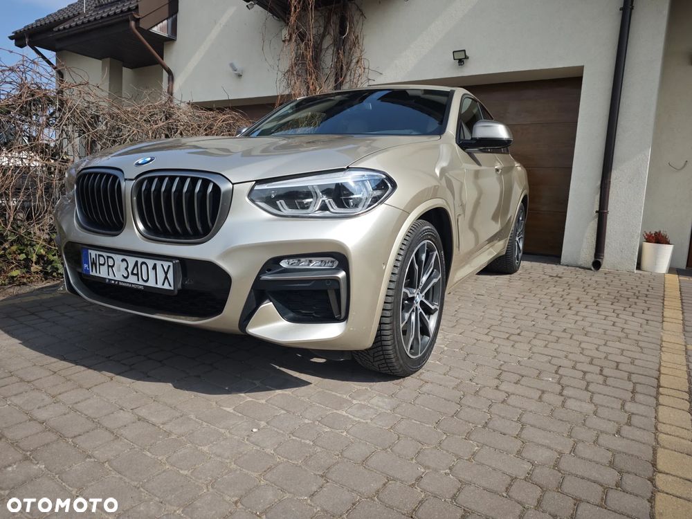 BMW X4 M M40i - 11