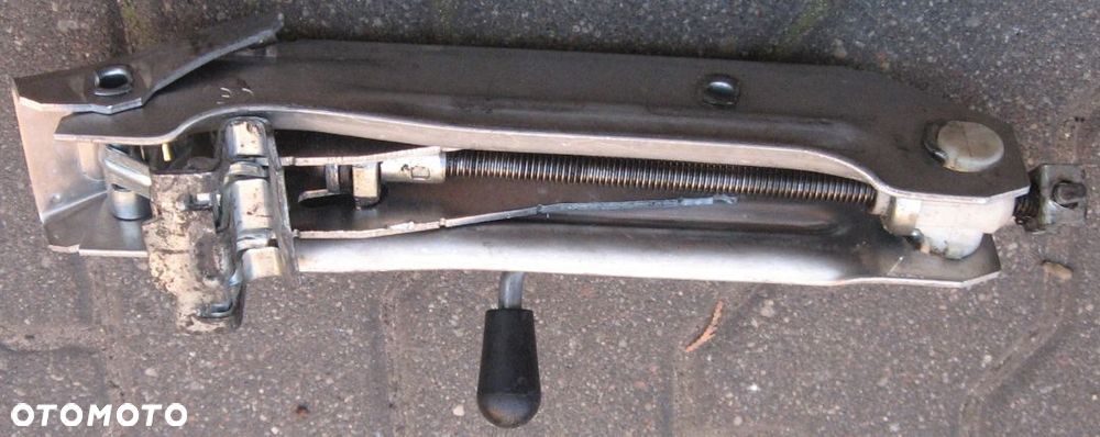lewarek podnośnik samochodu GOLF PASSAT AUDI A3 VOLKSWAGEN - 2