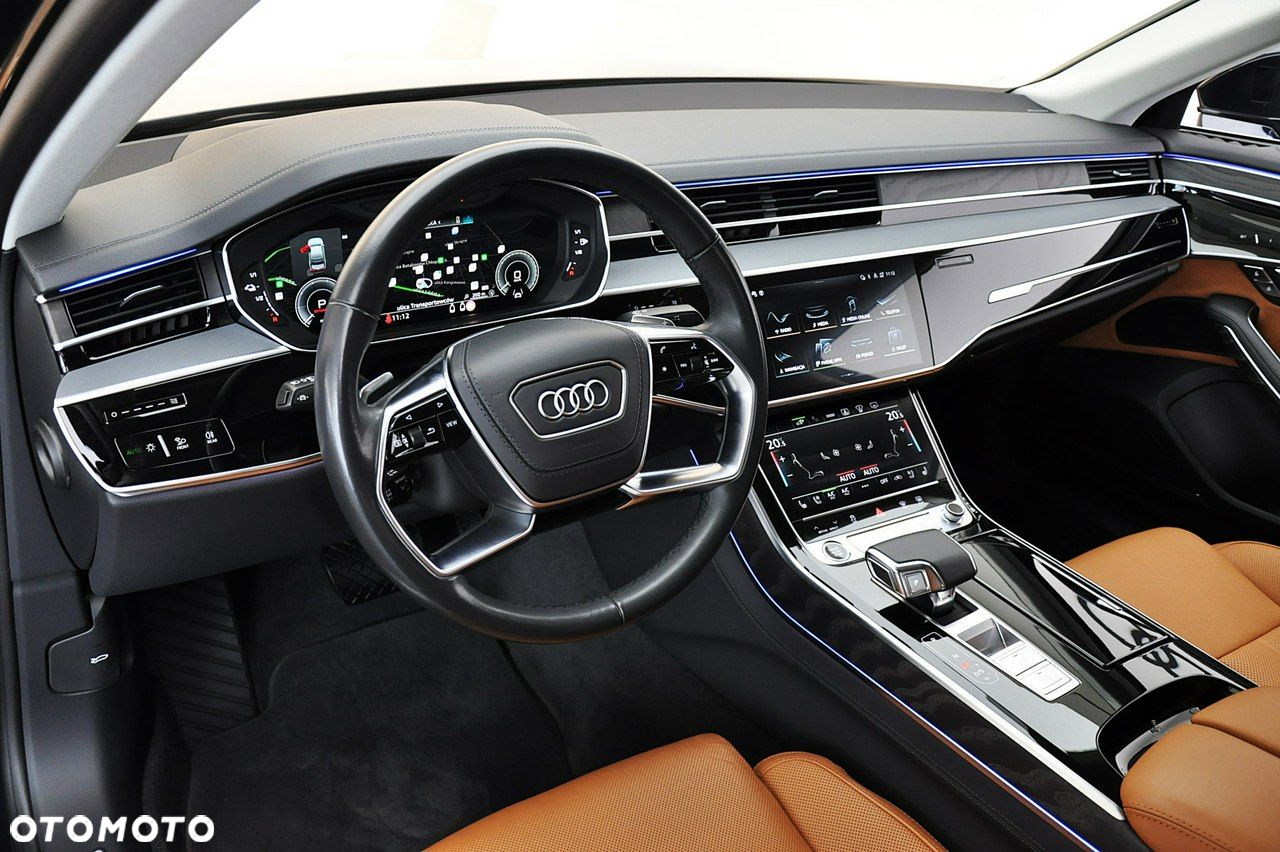 Audi A8 - 12