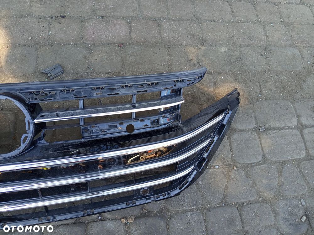 ATRAPA VOLKSWAGEN ARTEON LIFT 20- - 4