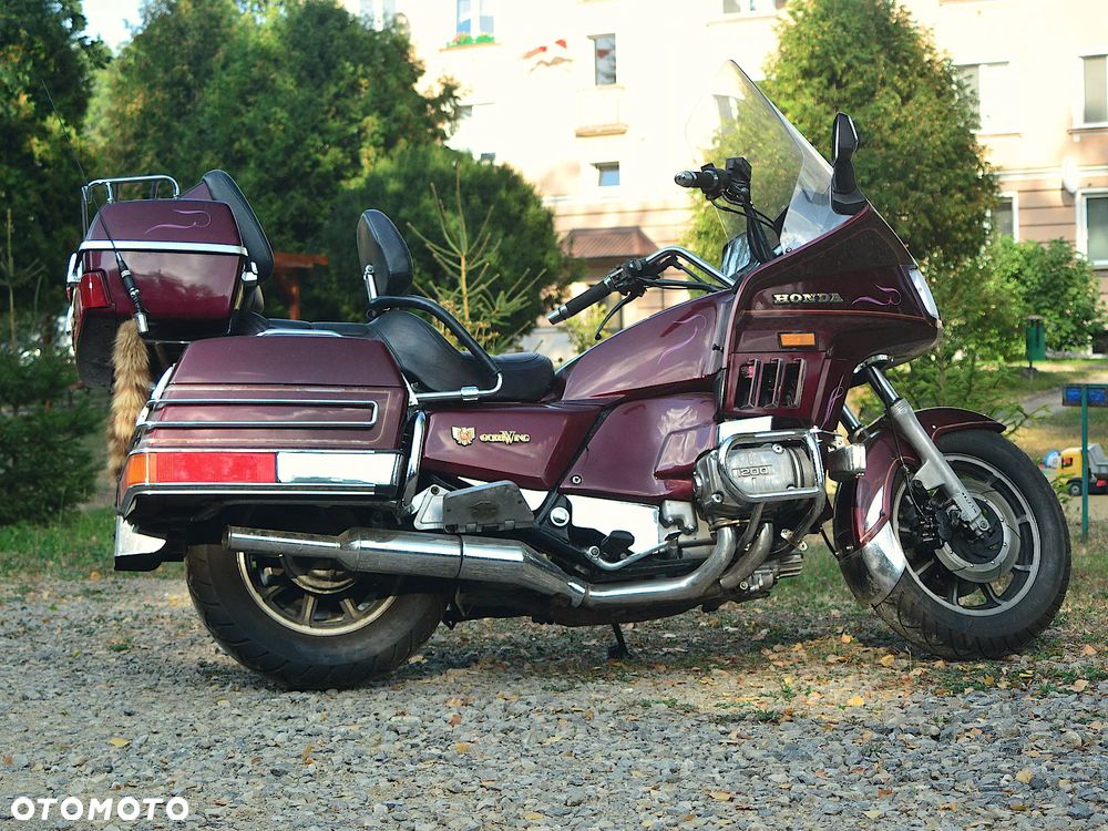 Honda GL - 9