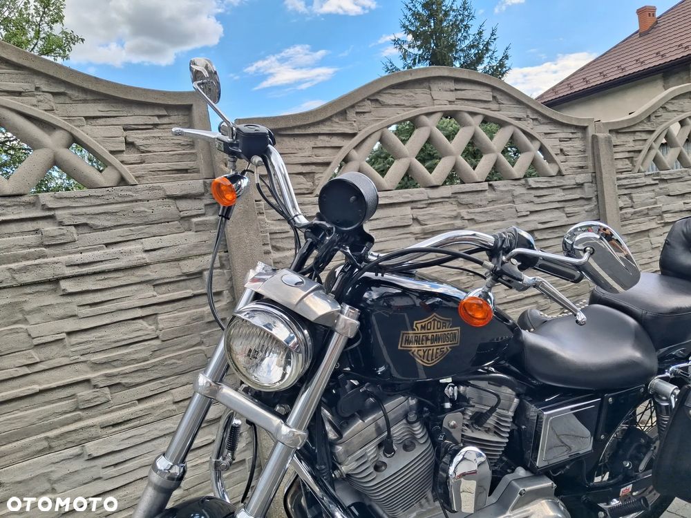 Harley-Davidson Sportster Custom 883C - 16