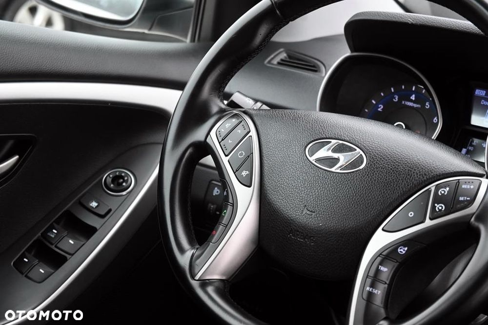 Hyundai i30 1.4 Fifa World Cup Edition - 40