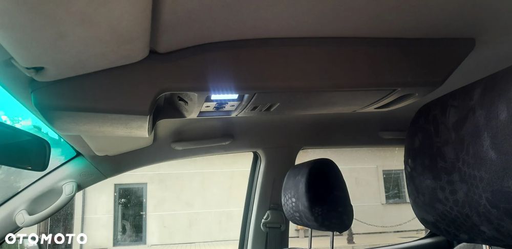 Toyota Hilux 3.0 D-4D SR5-X Platinium - 26