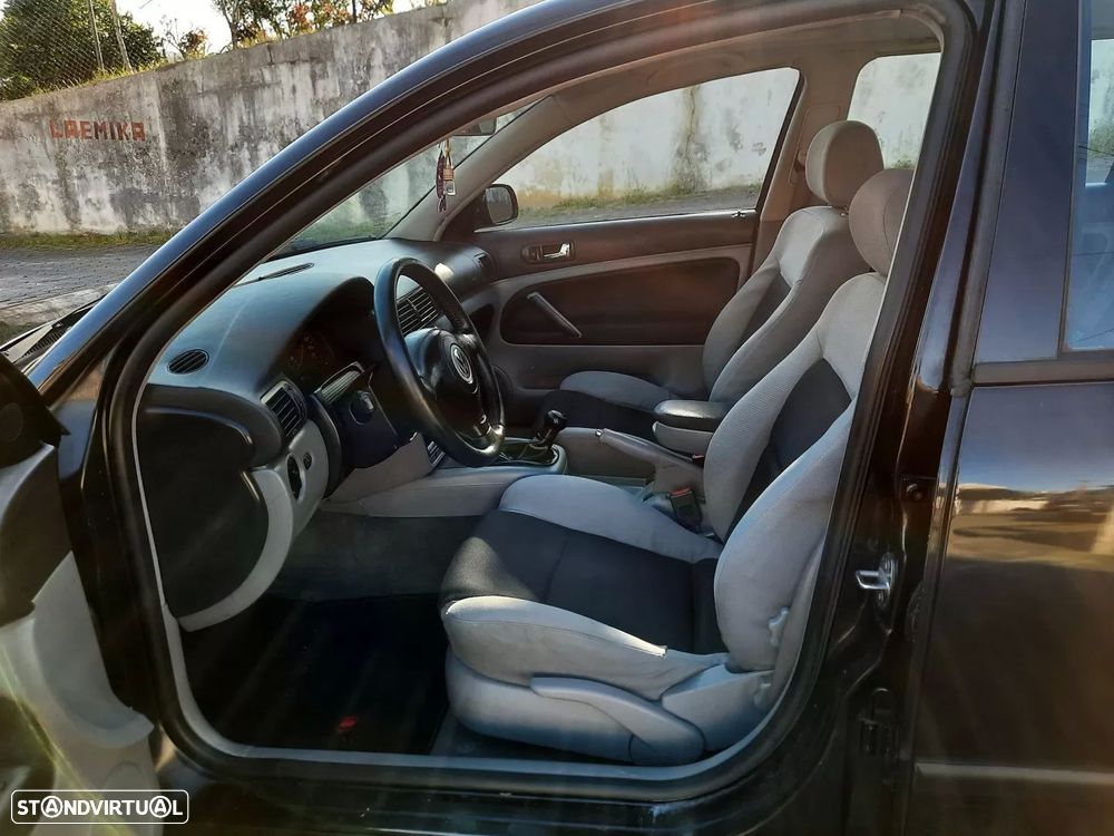 VW Passat Variant 1.9 TDi Confortline - 5