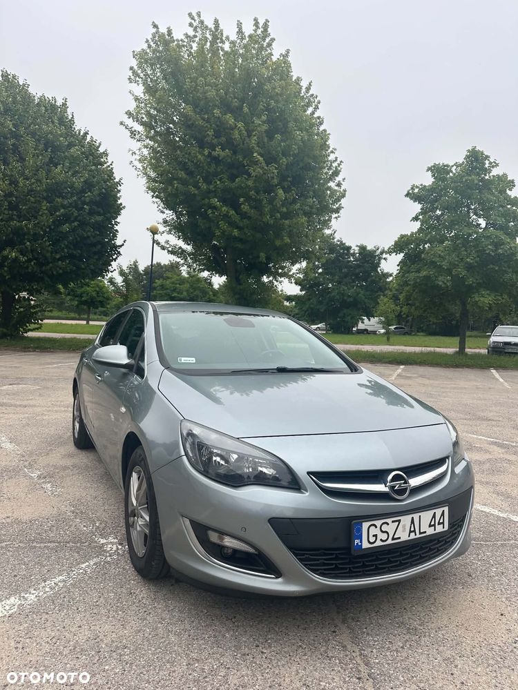 Opel Astra 1.4 T Cosmo - 2