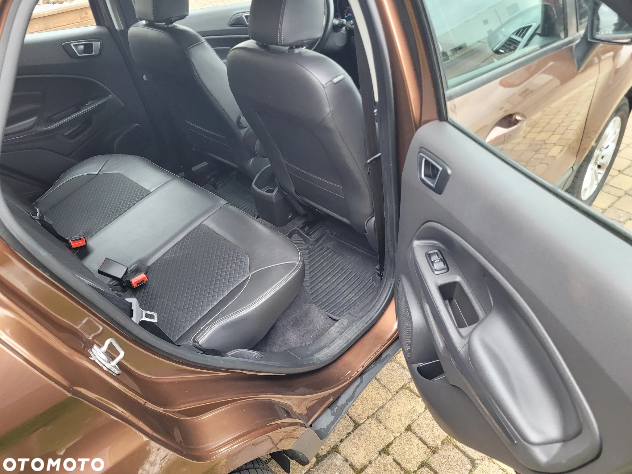 Ford EcoSport - 10