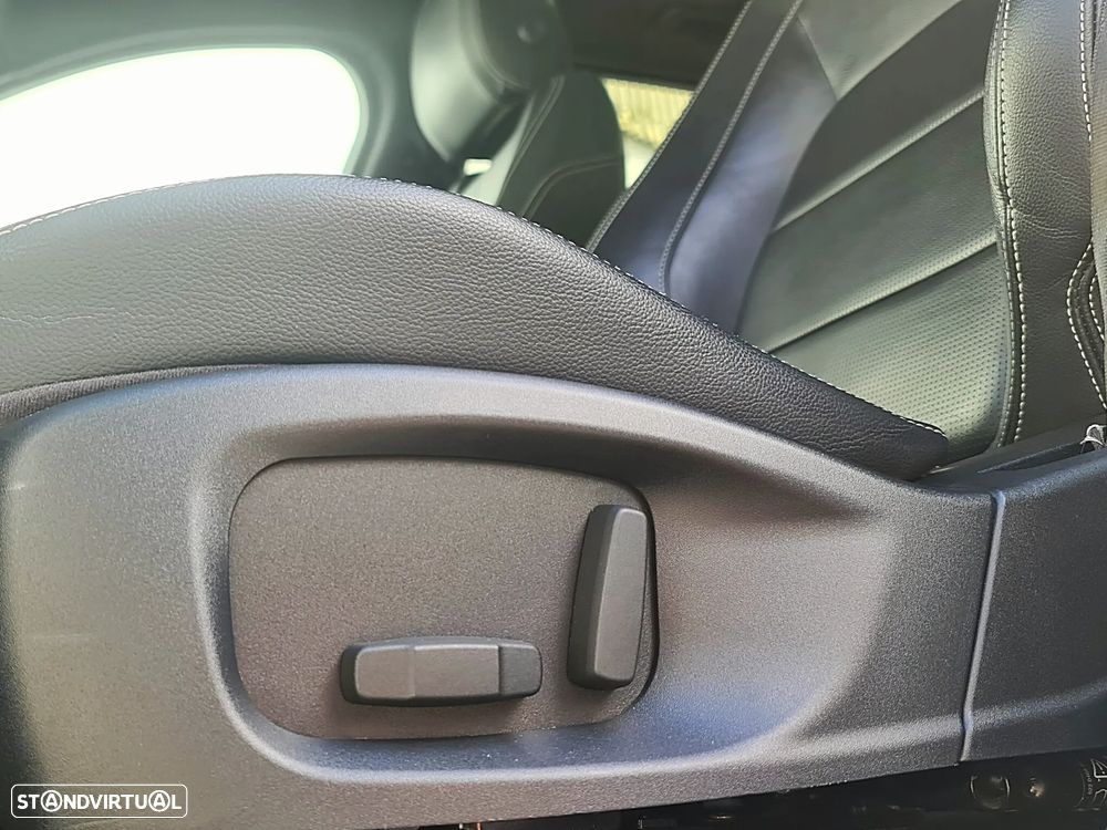 Jaguar F-Pace 20d AWD Aut. R-Sport - 18