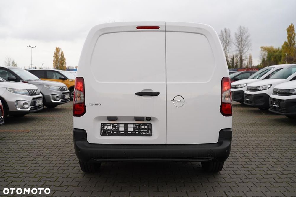Opel Combo Van 1.5 BlueHDi L2 EAT8 - 7