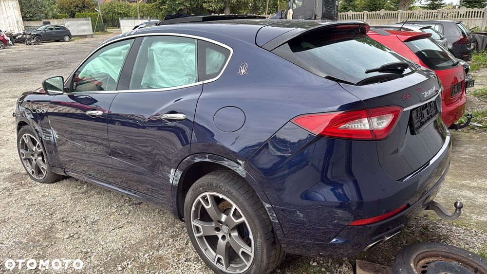 Maserati Levante S - 10