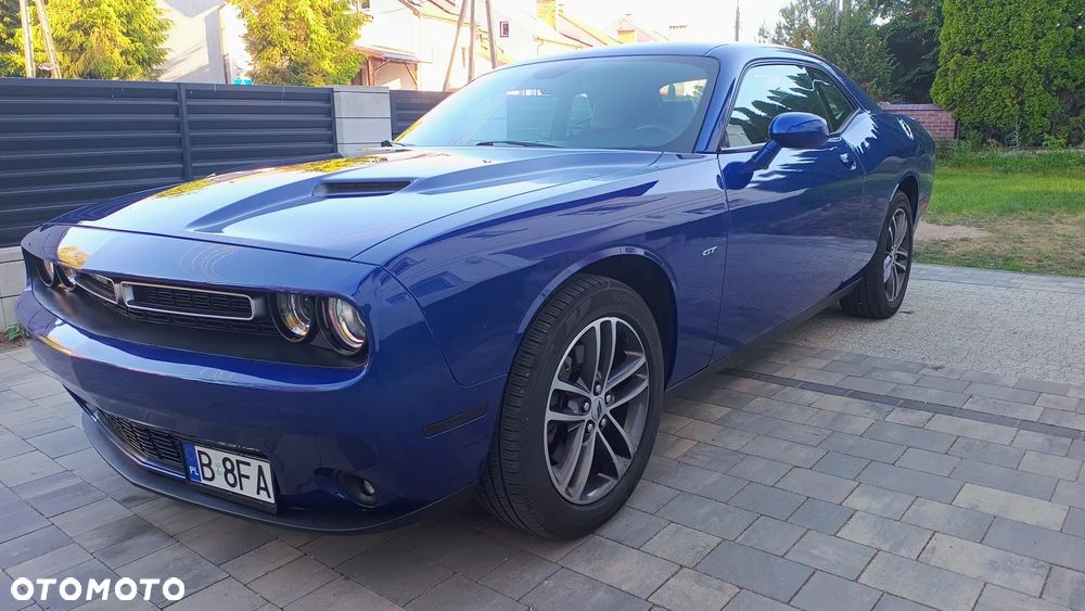 Dodge Challenger - 1