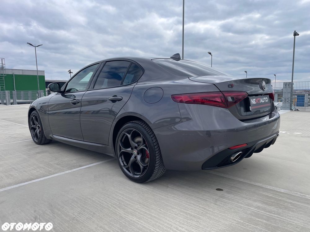 Alfa Romeo Giulia 2.0 Turbo Veloce Q4 - 8
