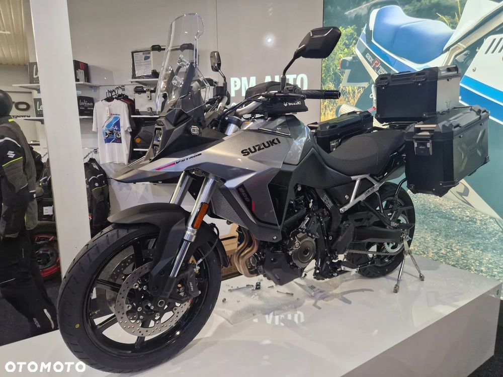 Suzuki V-STROM - 1