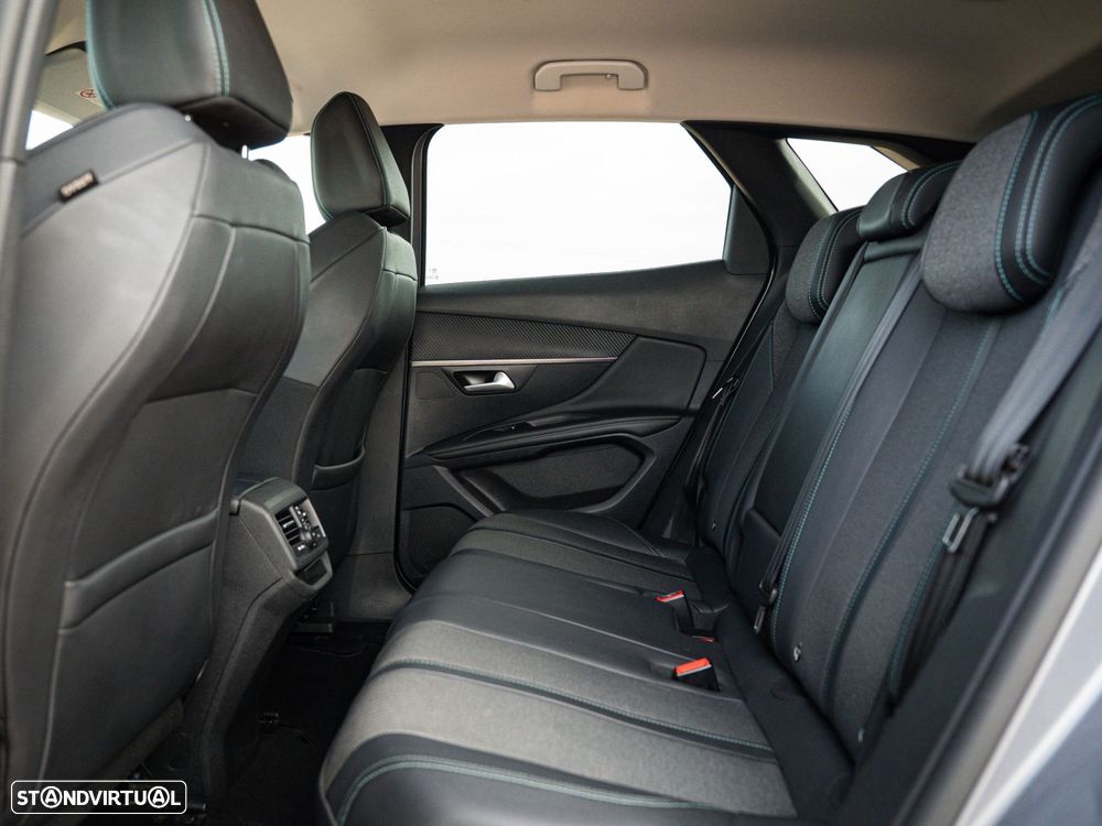 Peugeot 3008 1.5 BlueHDi Allure Pack - 17