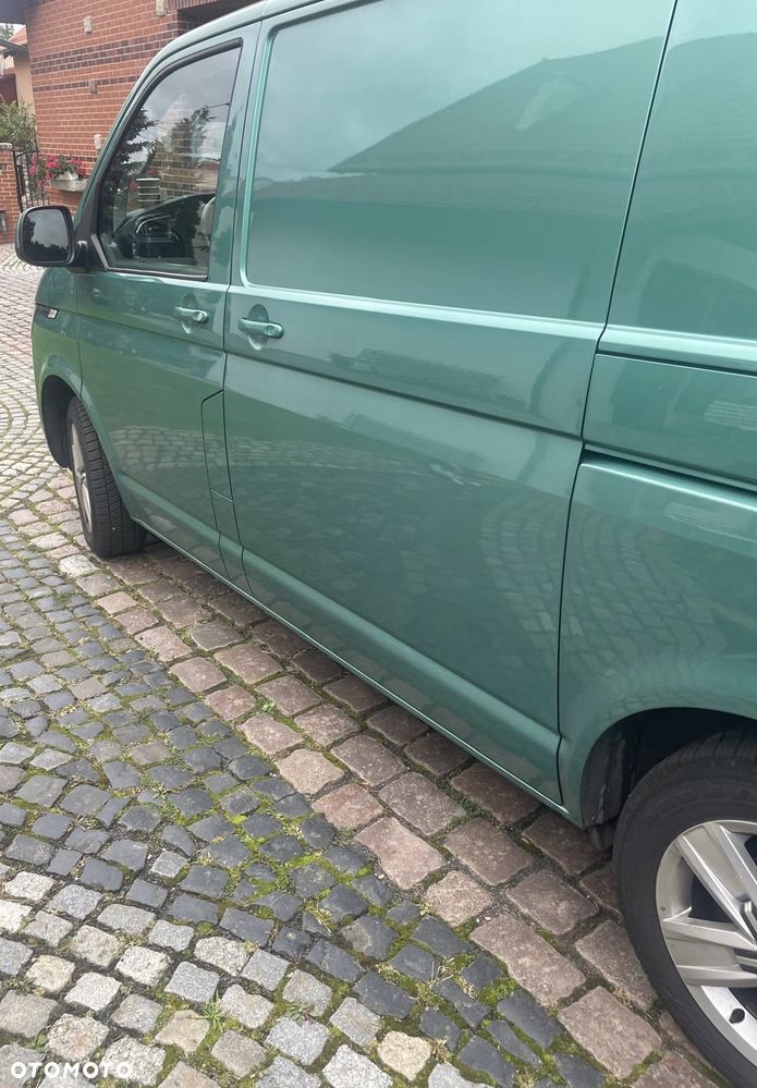 Volkswagen Transporter 2022 photo 3