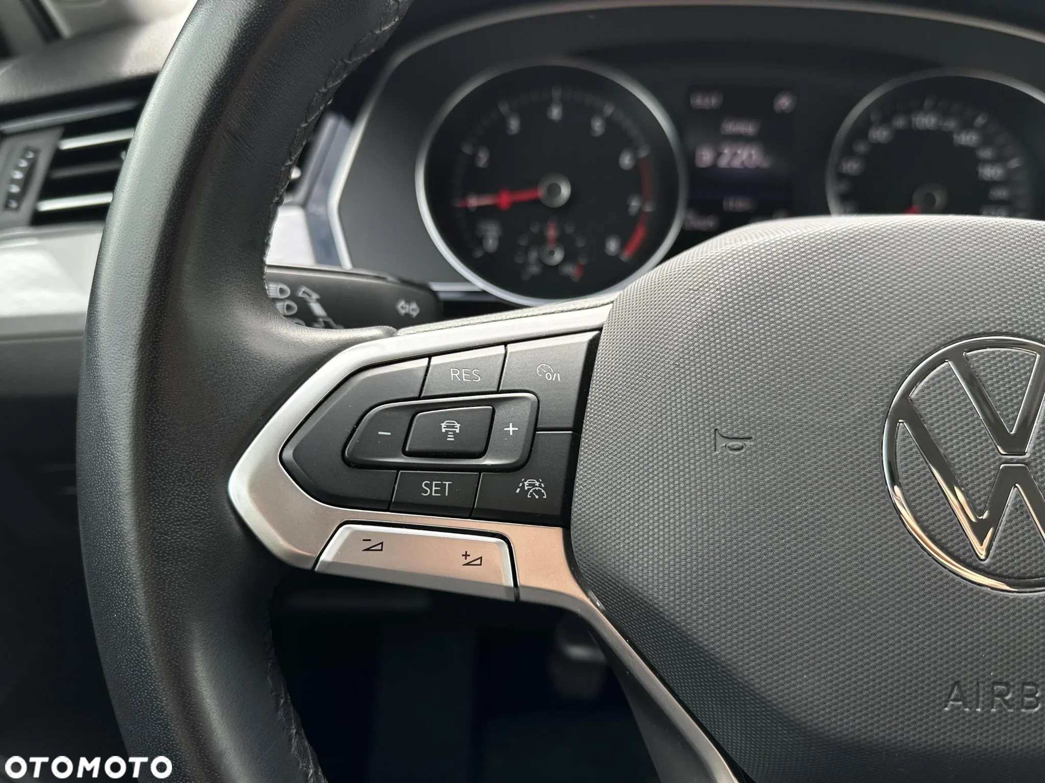 Volkswagen Passat 1.5 TSI EVO Business - 16