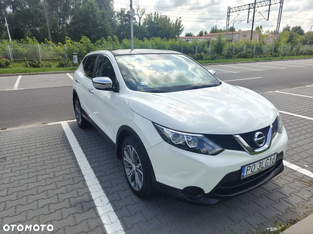 Nissan Qashqai 1.6 DCi 4x4 Visia EU6 - 1