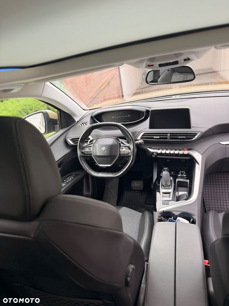 Peugeot 3008 1.2 PureTech GPF Active S&S EAT8 - 18