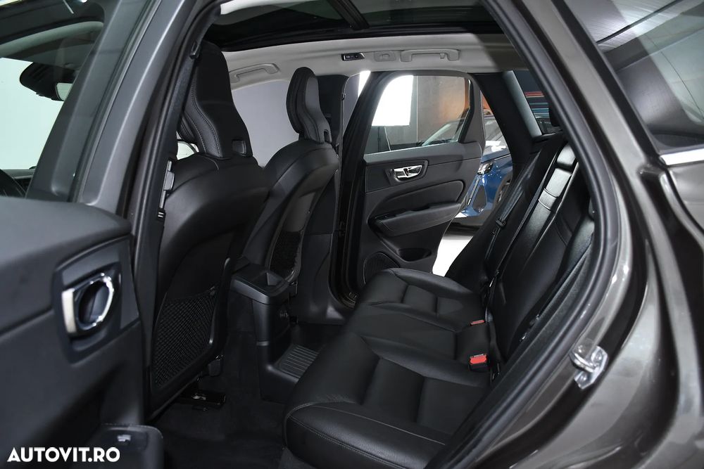 Volvo XC 60 Recharge T8 Twin Engine eAWD Inscription - 7