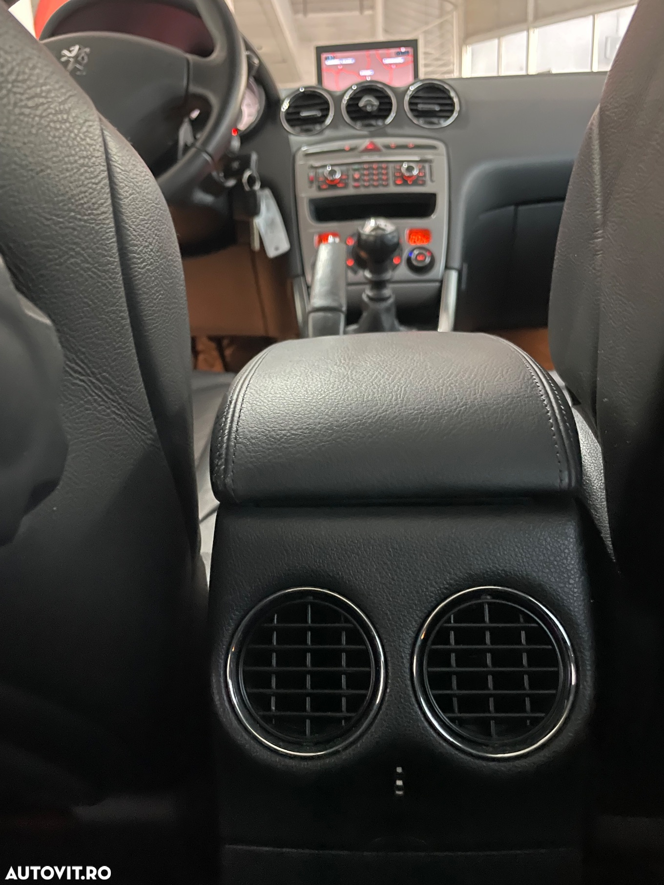 Peugeot 308 SW 150 THP Platinum - 31