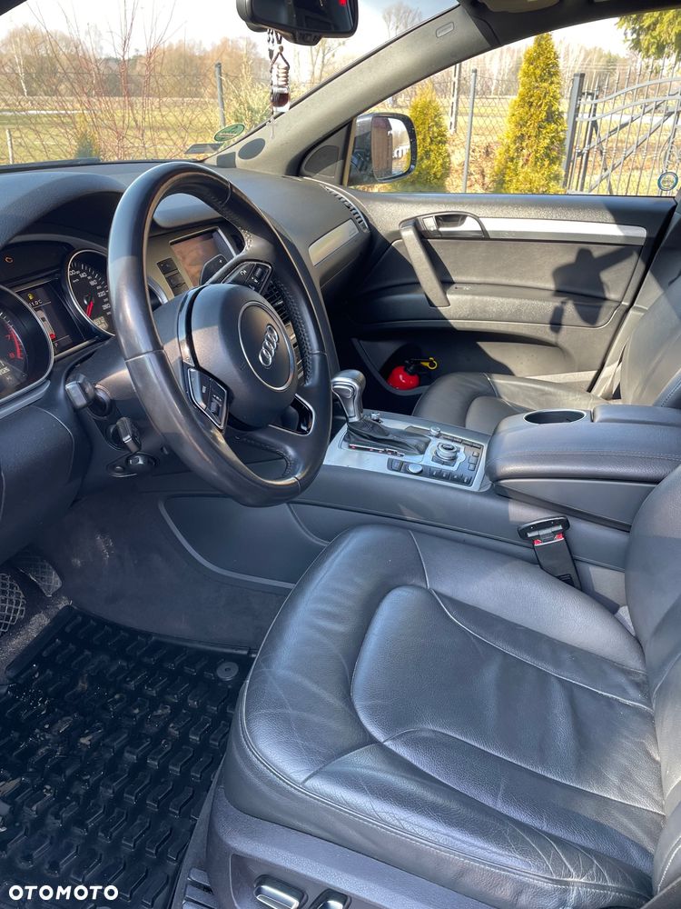 Audi Q7 3.0 TFSI Quattro Tiptronic - 16