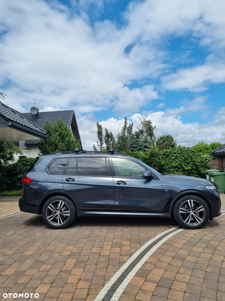 BMW X7 - 21