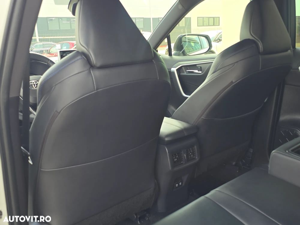Toyota RAV4 2.5 VVT-iE 4x4 Exclusive - 18