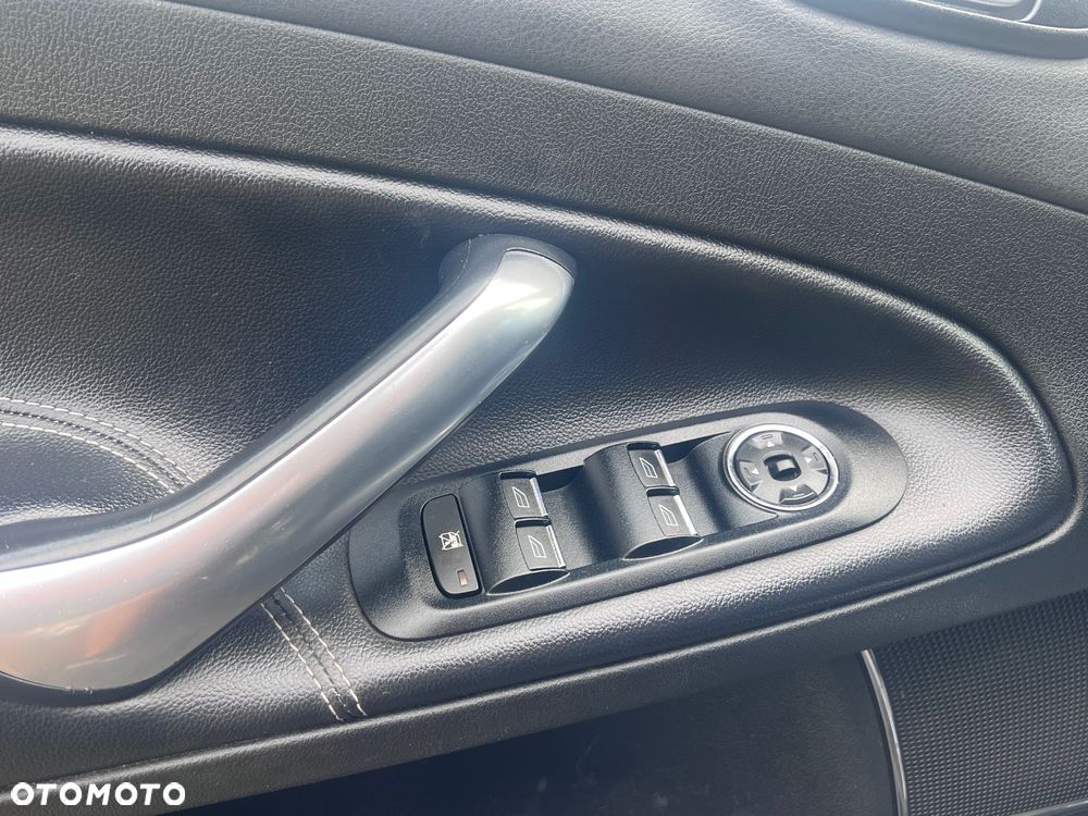 Ford Mondeo 2.0 TDCi Titanium - 29