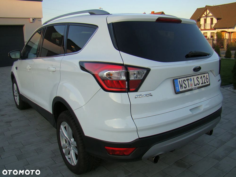 Ford Kuga 1.5 EcoBoost TITANIUM - 9