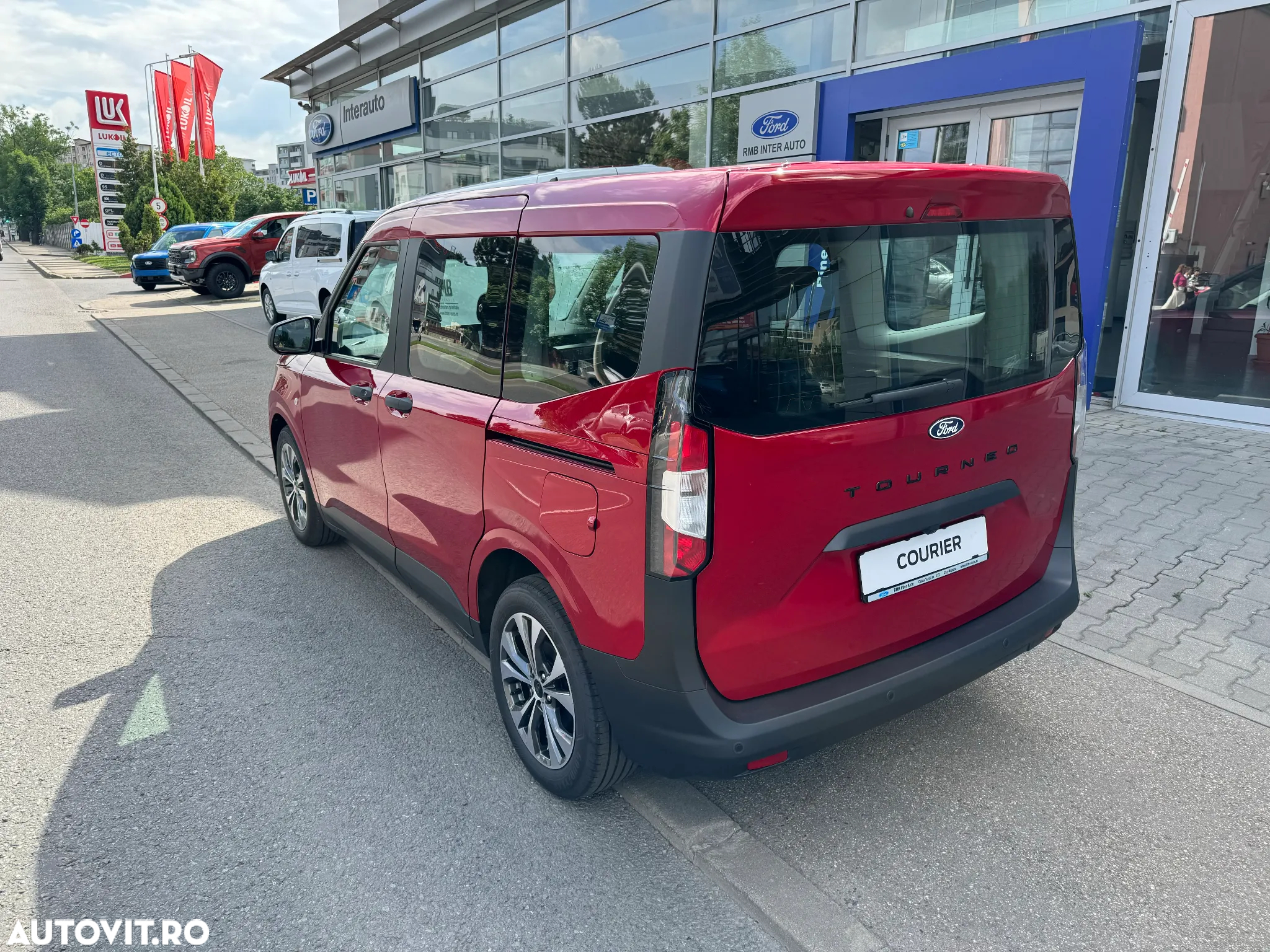 Ford Tourneo Courier 1.0 EcoBoost Trend - 13