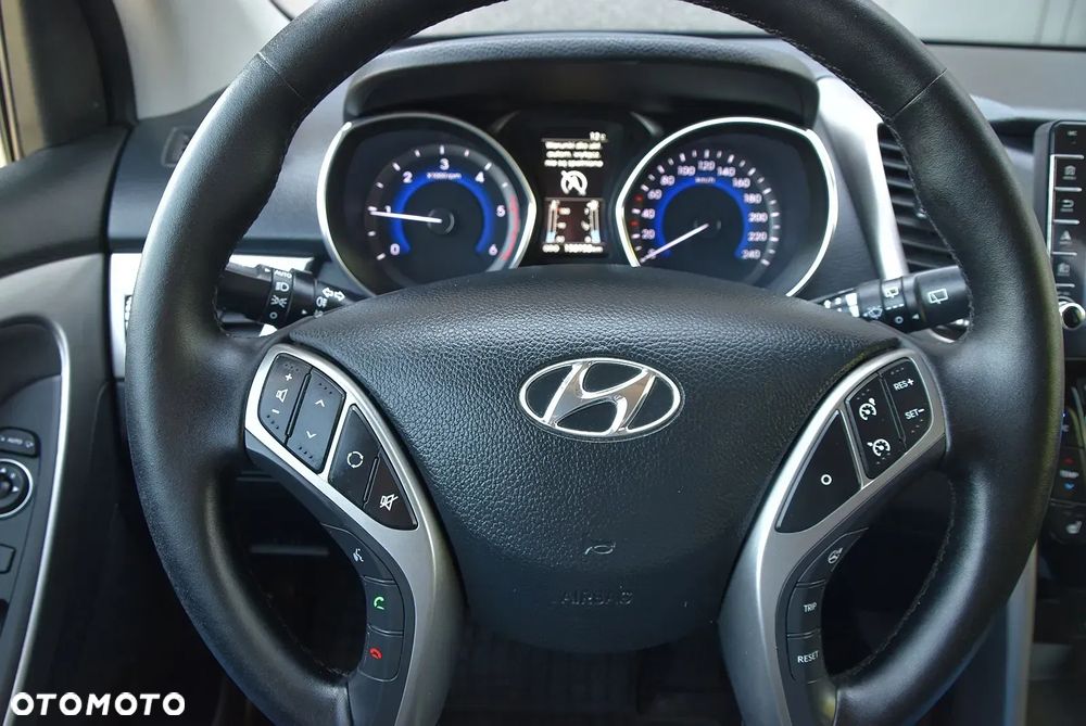 Hyundai i30 - 28