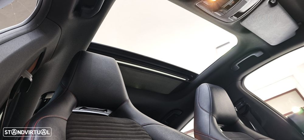 Mercedes-Benz CLA 220 d 4Matic 7G-DCT AMG Line - 42