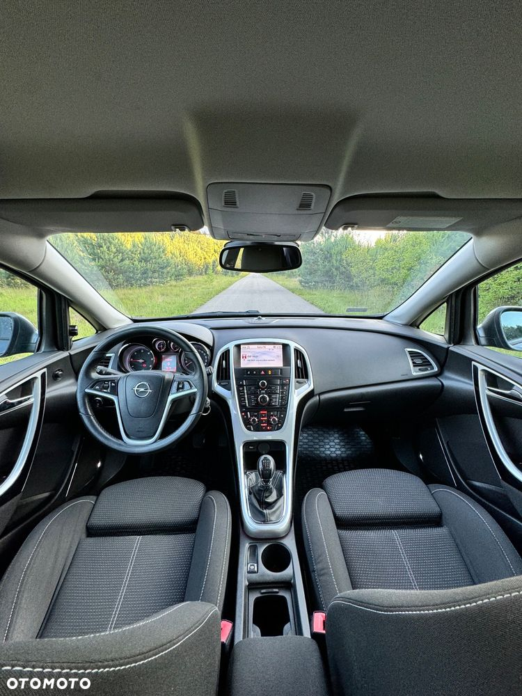 Opel Astra IV 2.0 CDTI Cosmo - 7