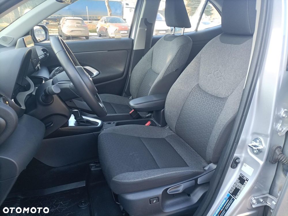Toyota Yaris Cross Hybrid 1.5 Comfort - 10