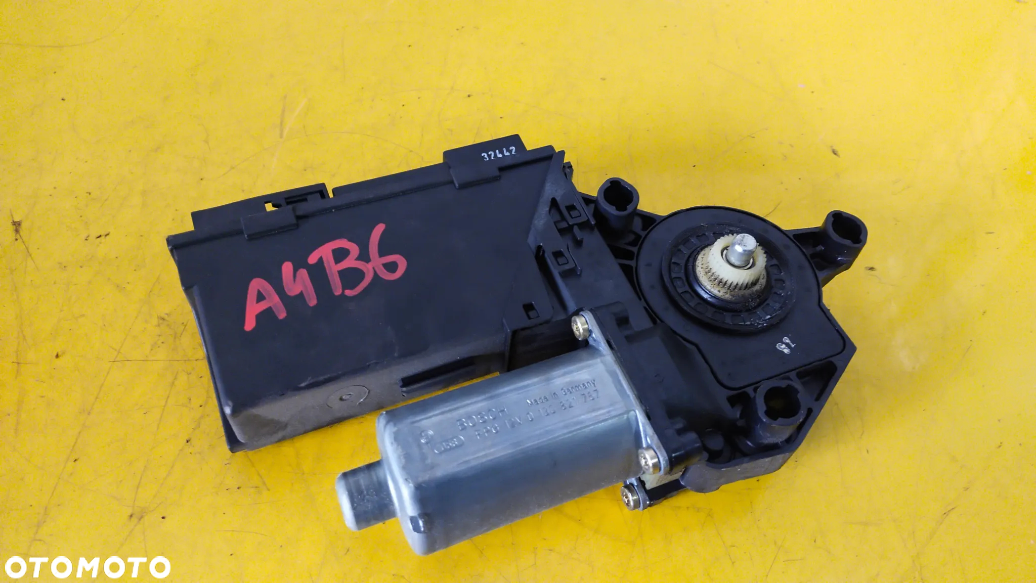 AUDI A4 B6 B7 SILNICZEK SZYBY  8E0959801A - 4