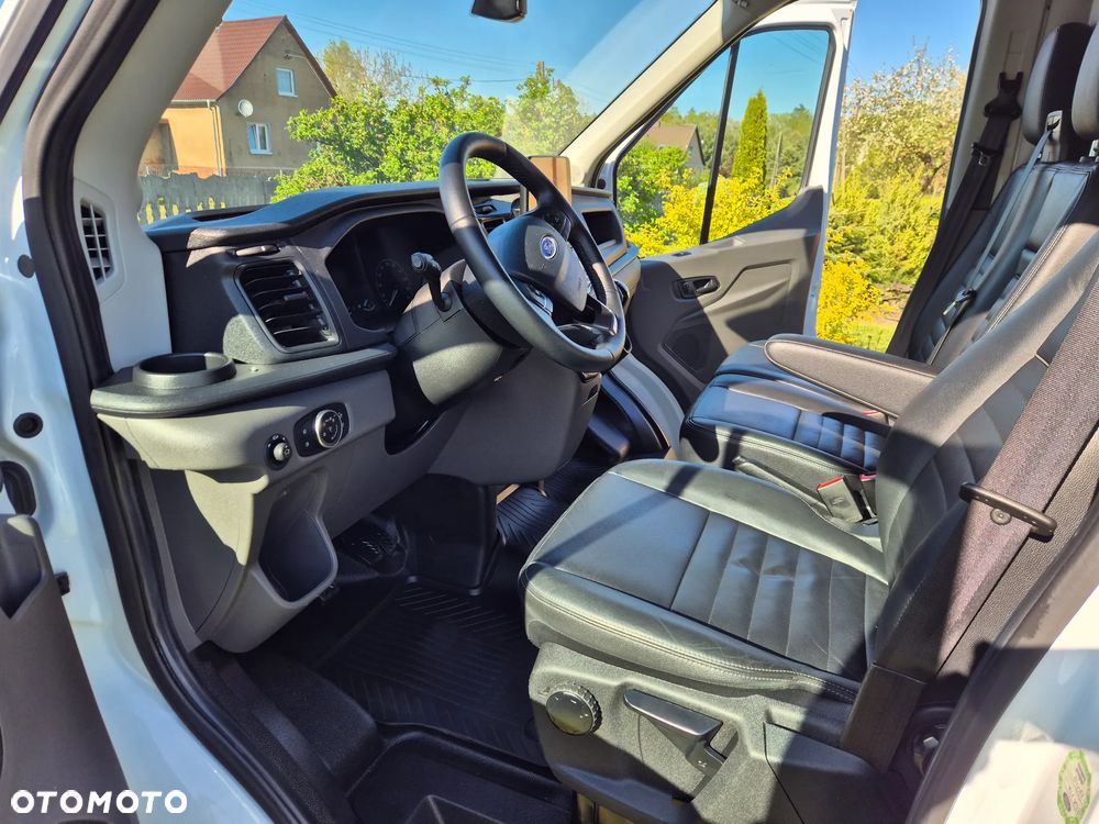 Ford Transit Trail - 9