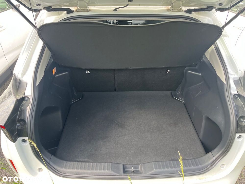 Toyota Yaris Cross Hybrid 1.5 Comfort - 32