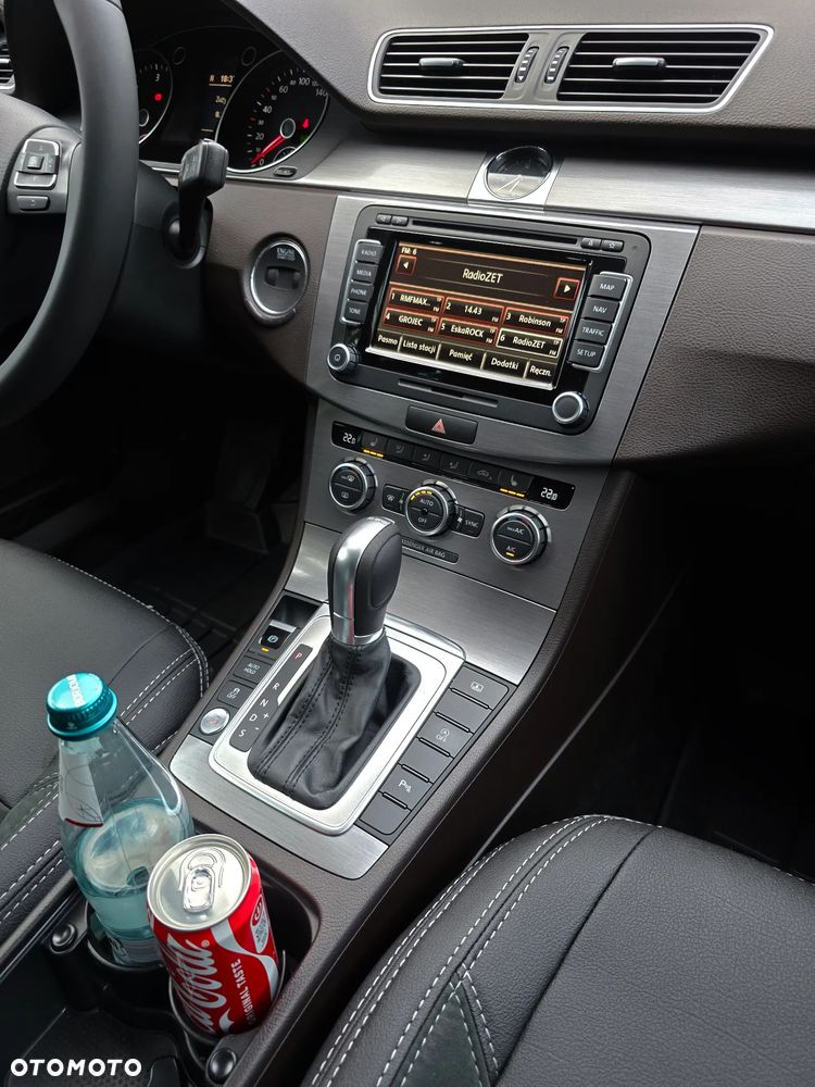 Volkswagen Passat 2.0 TDI Comfortline DSG - 10