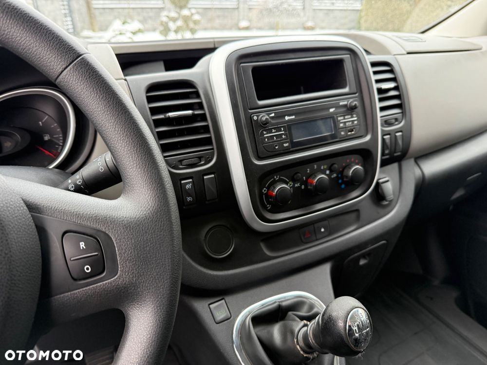 Renault Trafic - 19
