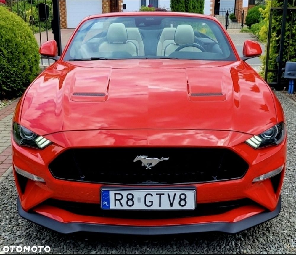 Ford Mustang - 1